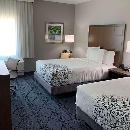 La Quinta Inn & Suites By Wyndham Round Rock Near Kalahari Екстер'єр фото