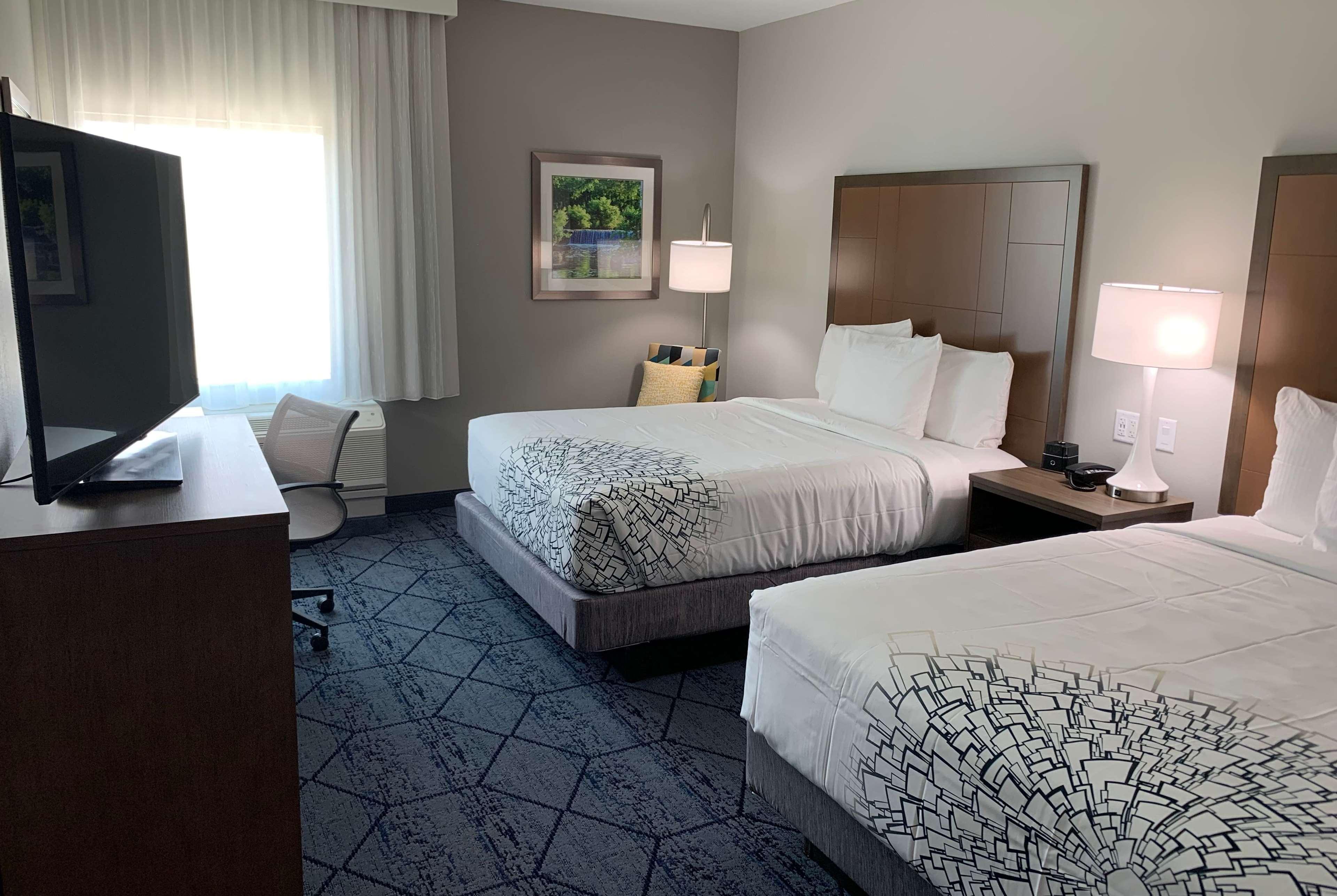 La Quinta Inn & Suites By Wyndham Round Rock Near Kalahari Екстер'єр фото
