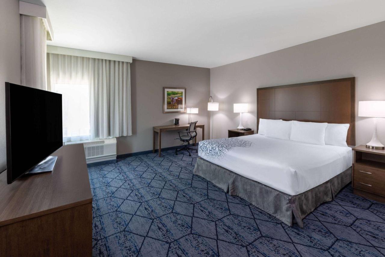 La Quinta Inn & Suites By Wyndham Round Rock Near Kalahari Екстер'єр фото