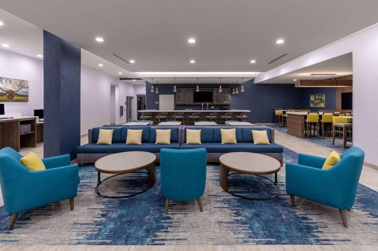 La Quinta Inn & Suites By Wyndham Round Rock Near Kalahari Екстер'єр фото